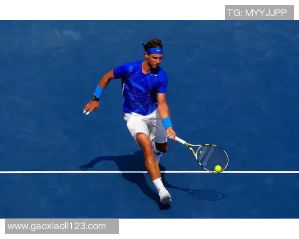 南京排球队在大师赛中的默契配合与战术执行分析 南京排球队在大师赛中的默契配合与战术执行分析