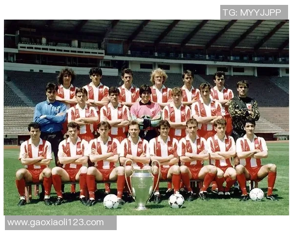 湖州足球明星赛精彩纷呈球场外歌声嘹亮引人瞩目