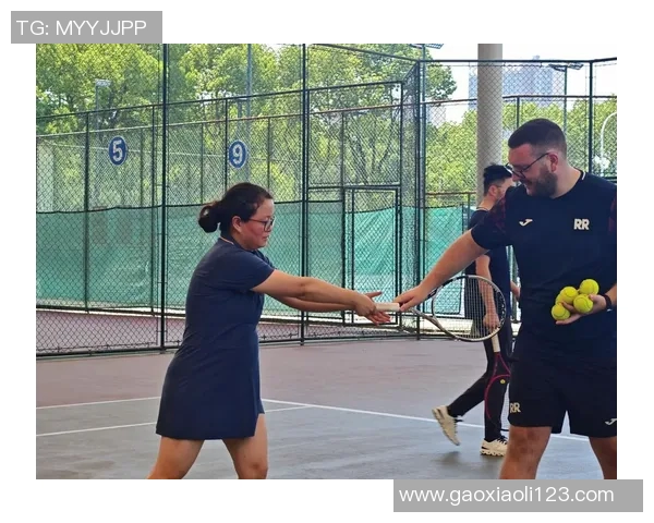 赛后分析:北京网球队与西安网球队的默契配合与团队协作探讨